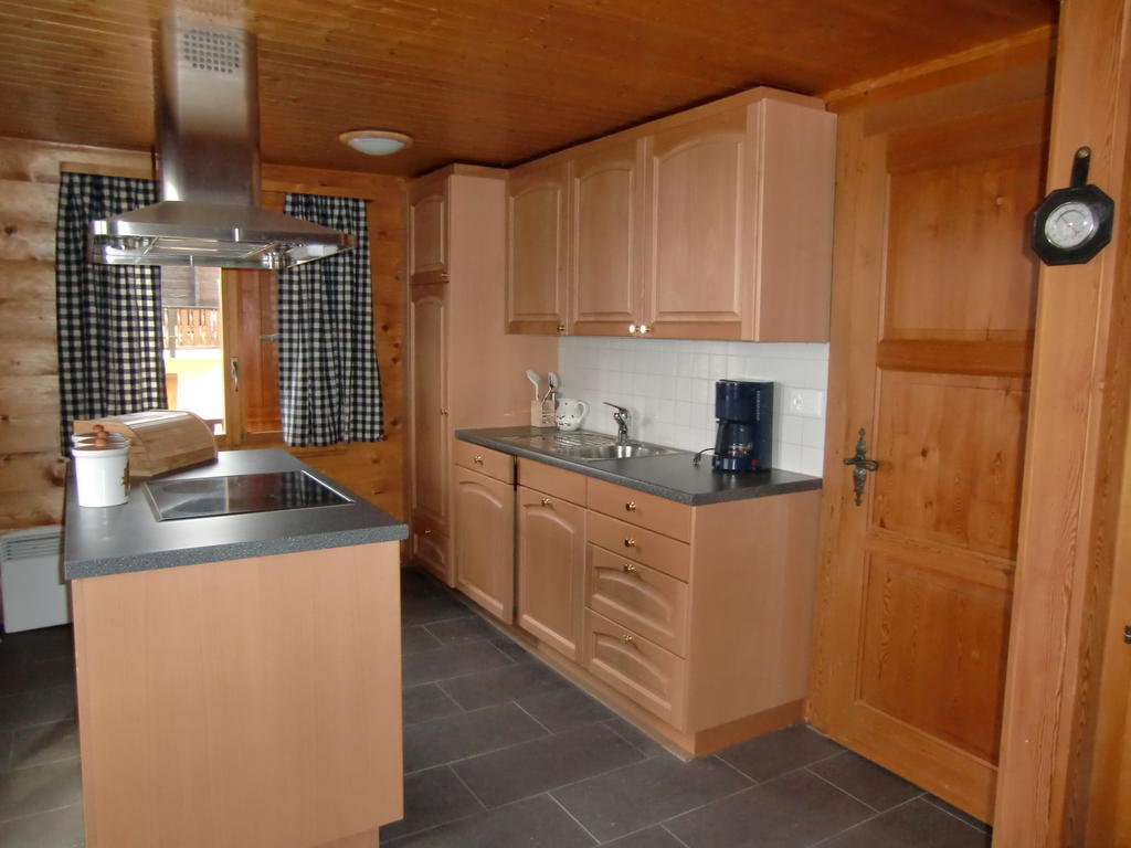 Chalet Valaisia Ридеральп Номер фото